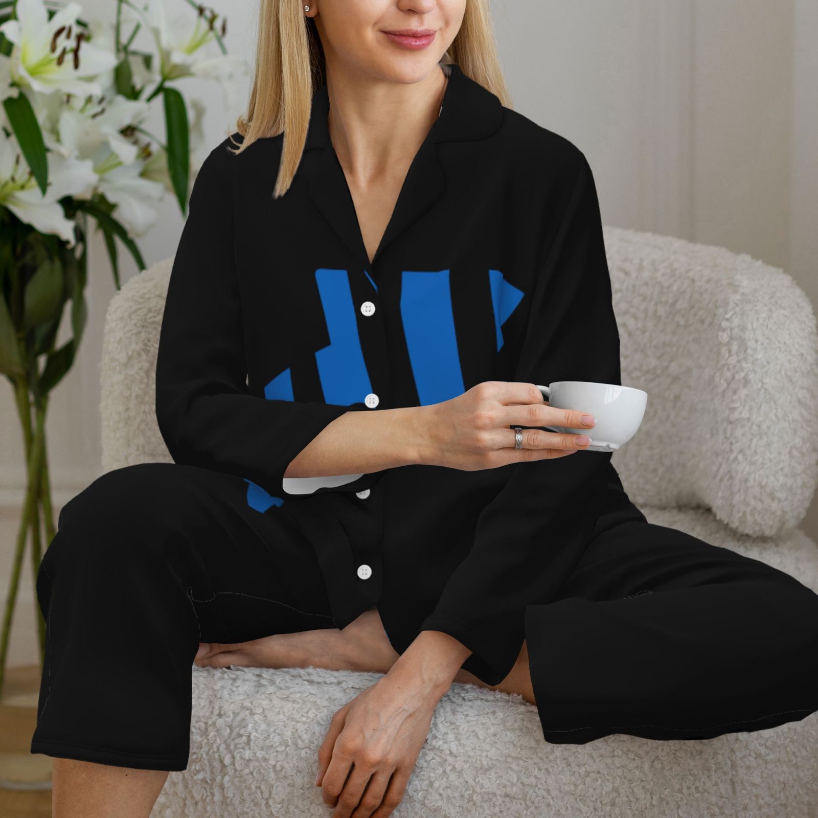 Women's Long-Sleeved Pajama Set