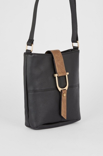 Darlah Cross Body Bag