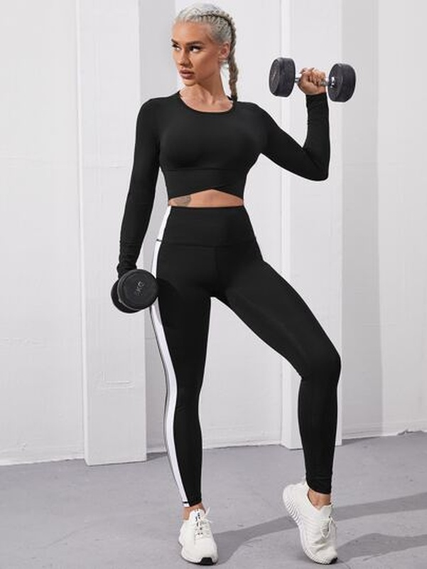 Solid Crop Slim Sports Tee