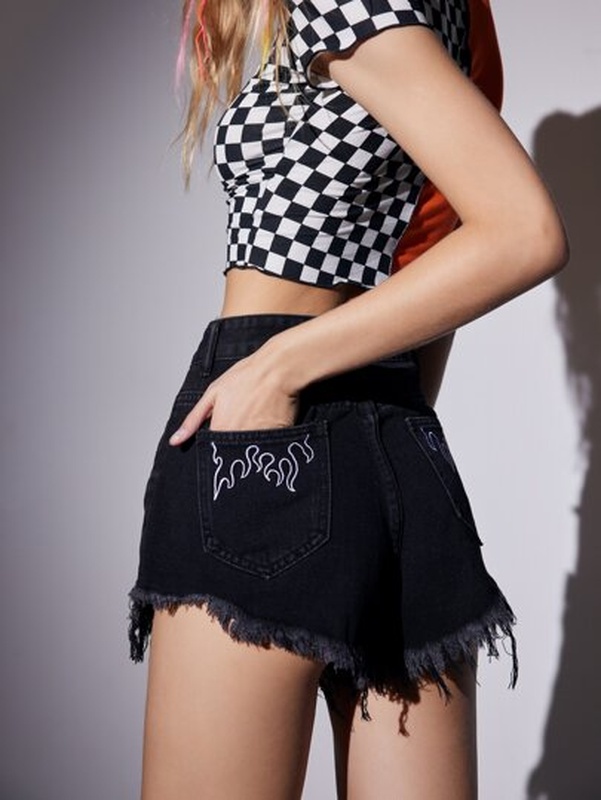 Raw Hem Embroidery Denim Shorts