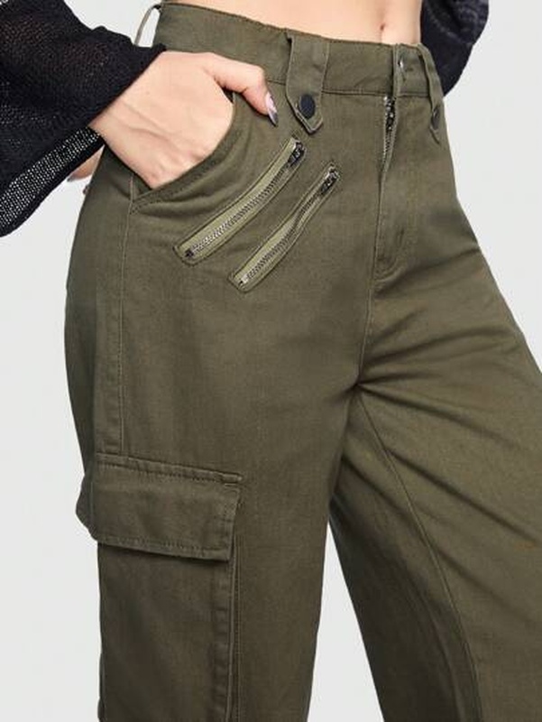 Street Life Flap Pocket Cargo Jeans