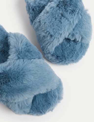 Kids Faux Fur Slippers 13 Small 6 Large