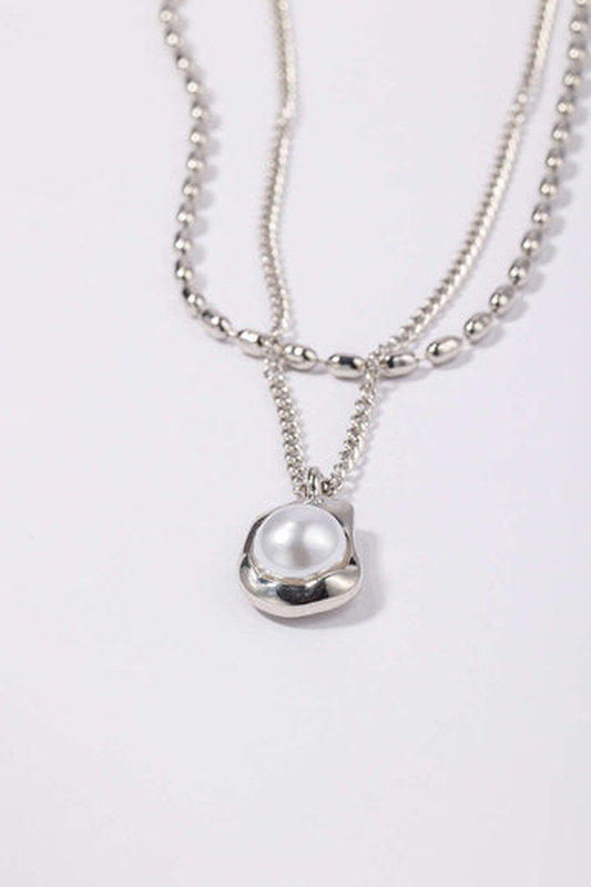 Pearl Pendant Double Layer Necklace