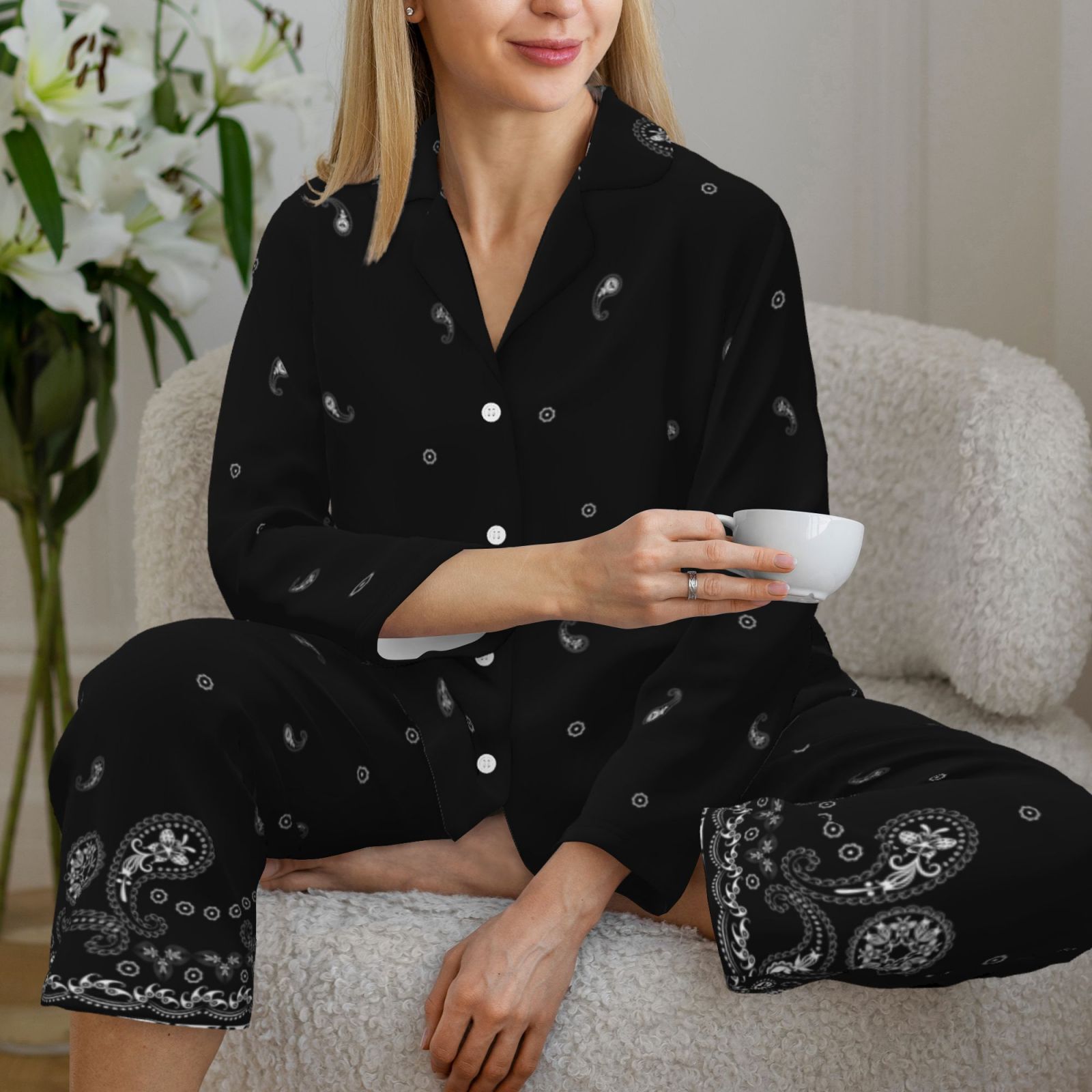 Women's Long-Sleeved Pajama Set