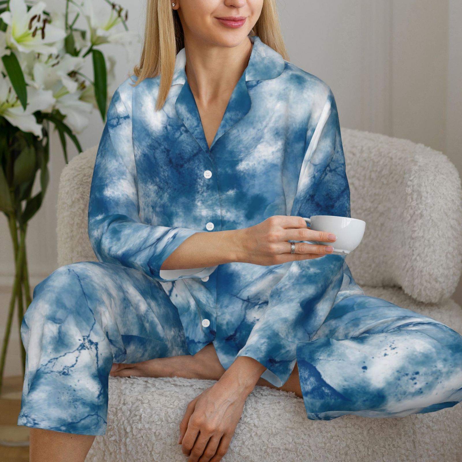 Women's Long-Sleeved Pajama Set