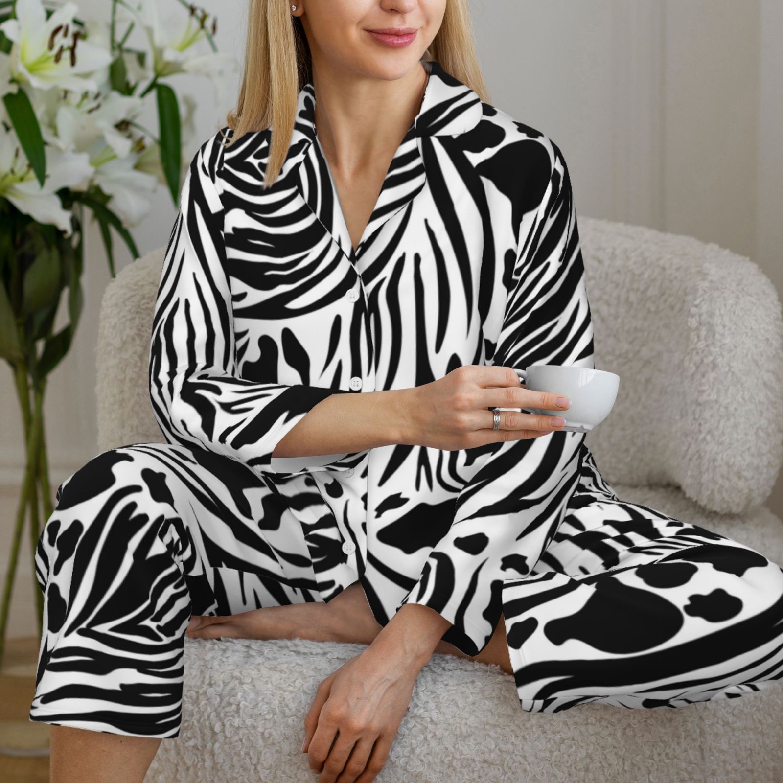 Women's Long-Sleeved Pajama Set