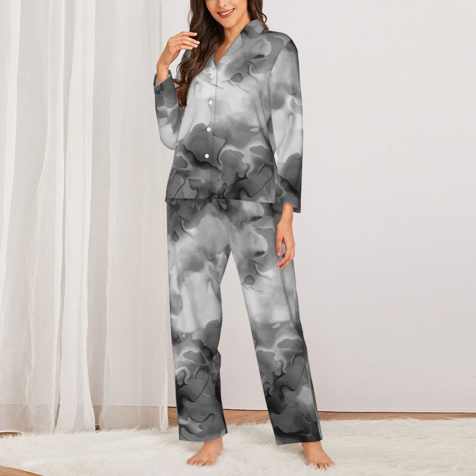 Women's Long-Sleeved Pajama Set