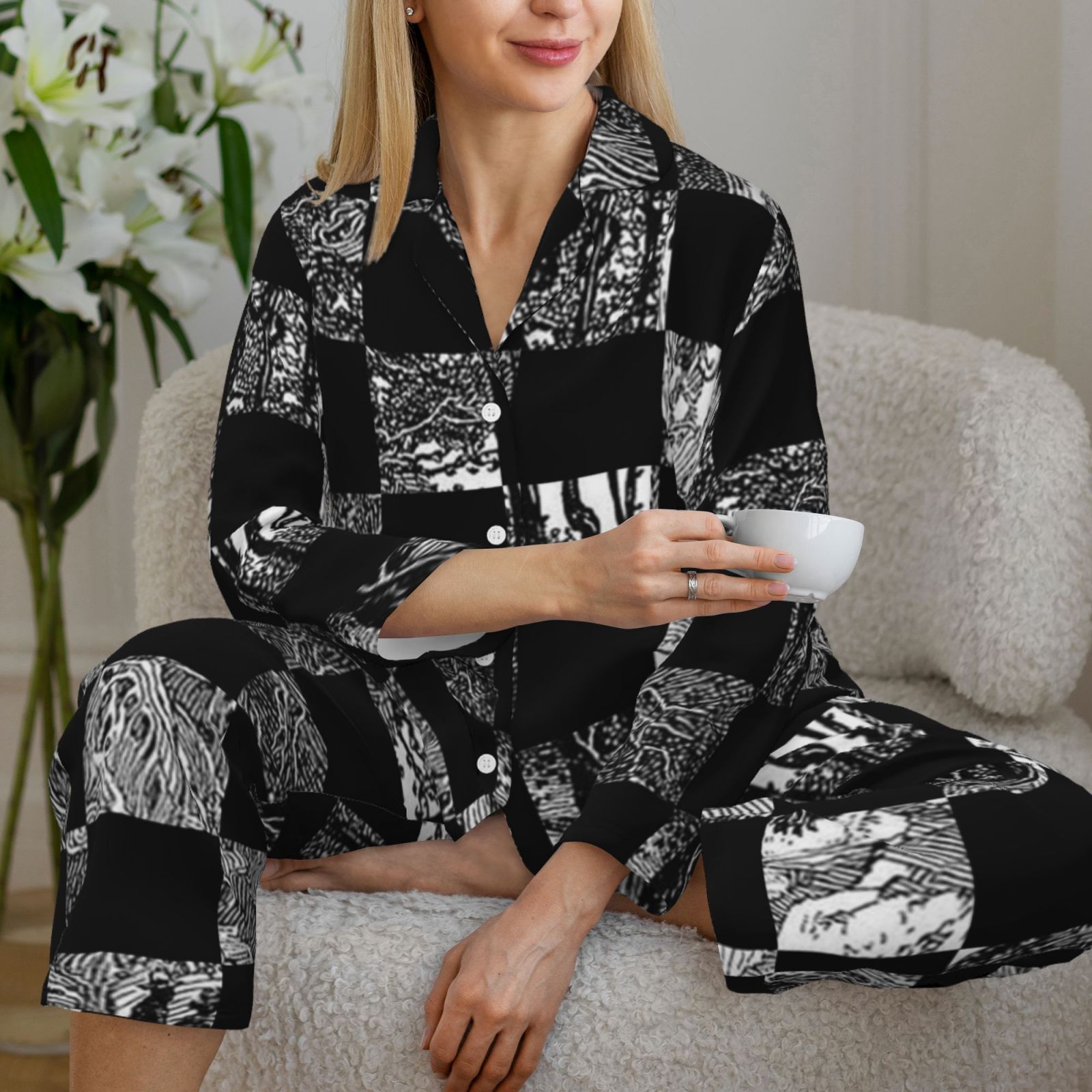 Women's Long-Sleeved Pajama Set