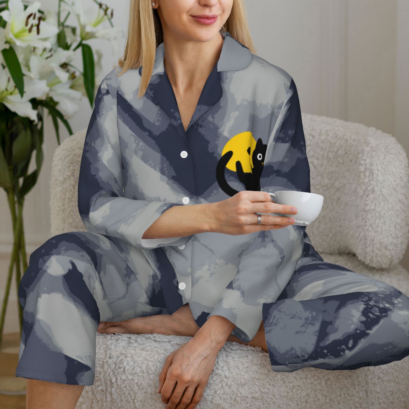 Women's Long-Sleeved Pajama Set