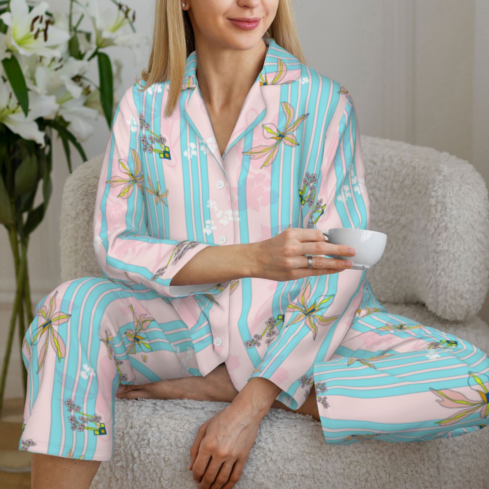 Women's Long-Sleeved Pajama Set