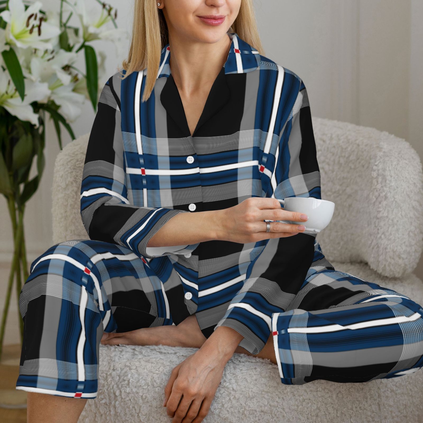 Women's Long-Sleeved Pajama Set