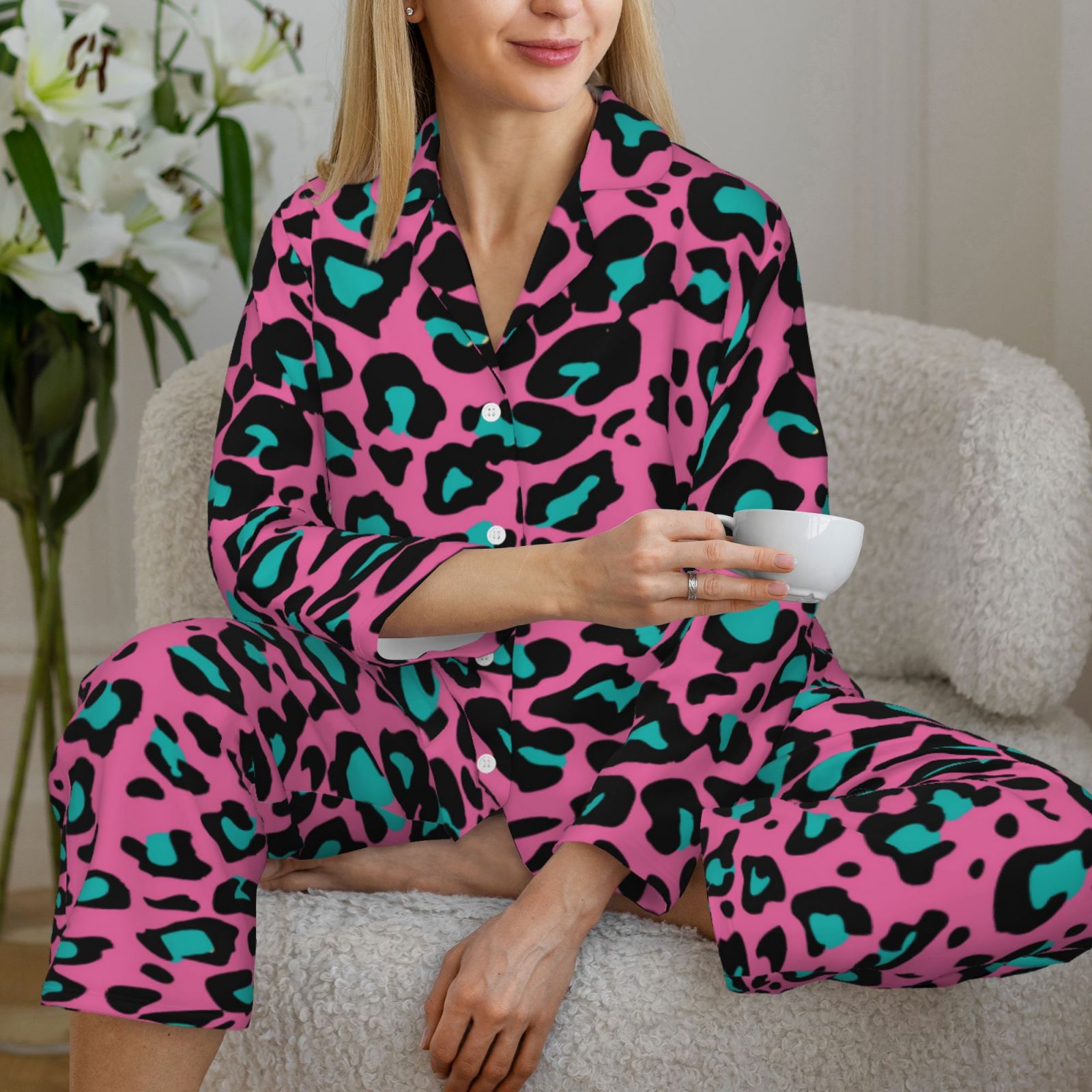 Women's Long-Sleeved Pajama Set