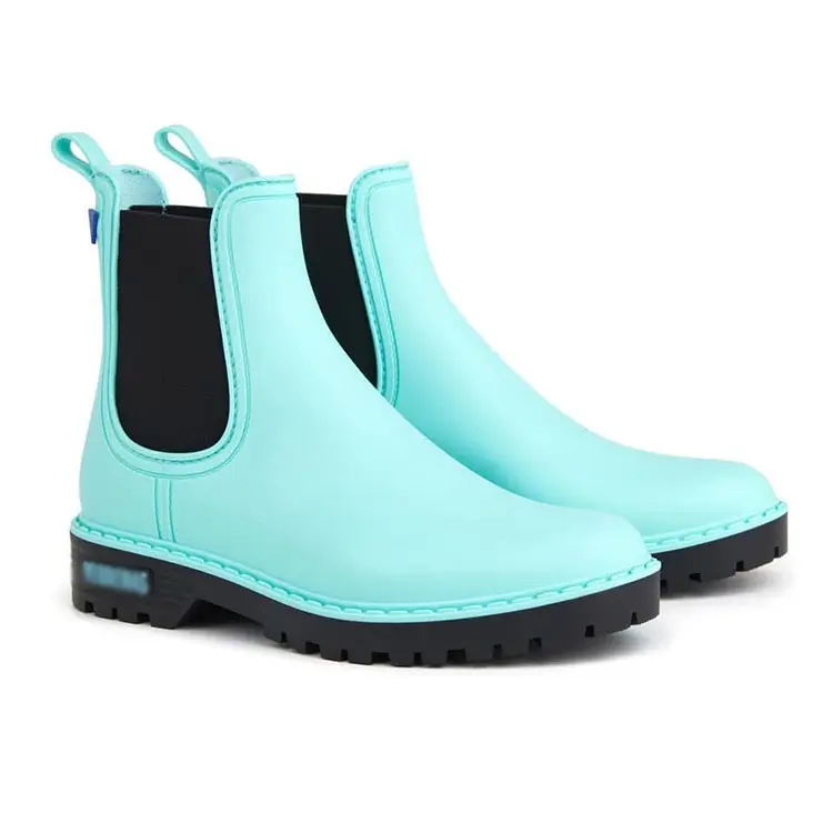 Rain Boots and Wellies: Wholesale Women's Gumboots and Chelsea Shortie Boots