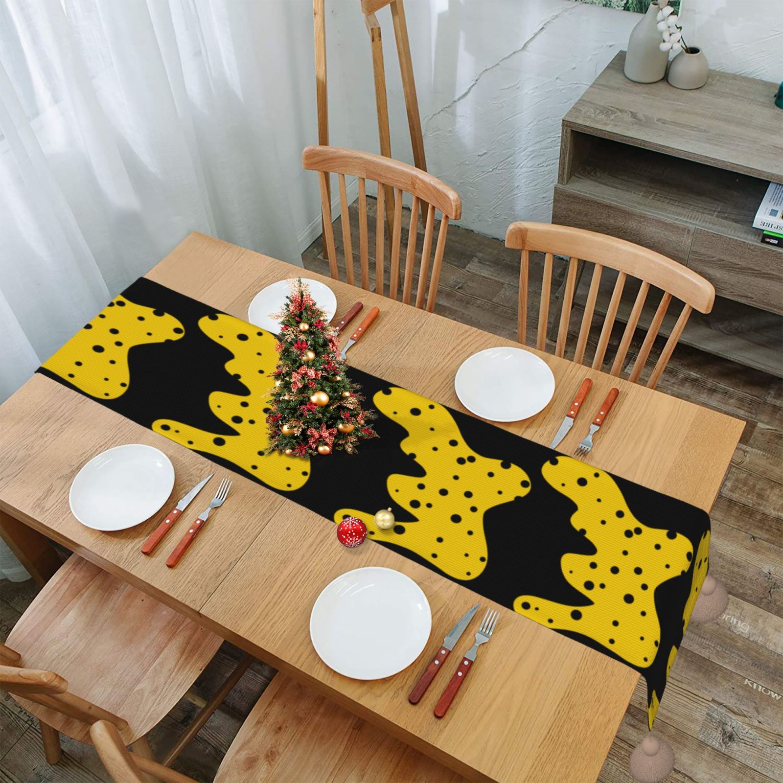 Table Runner