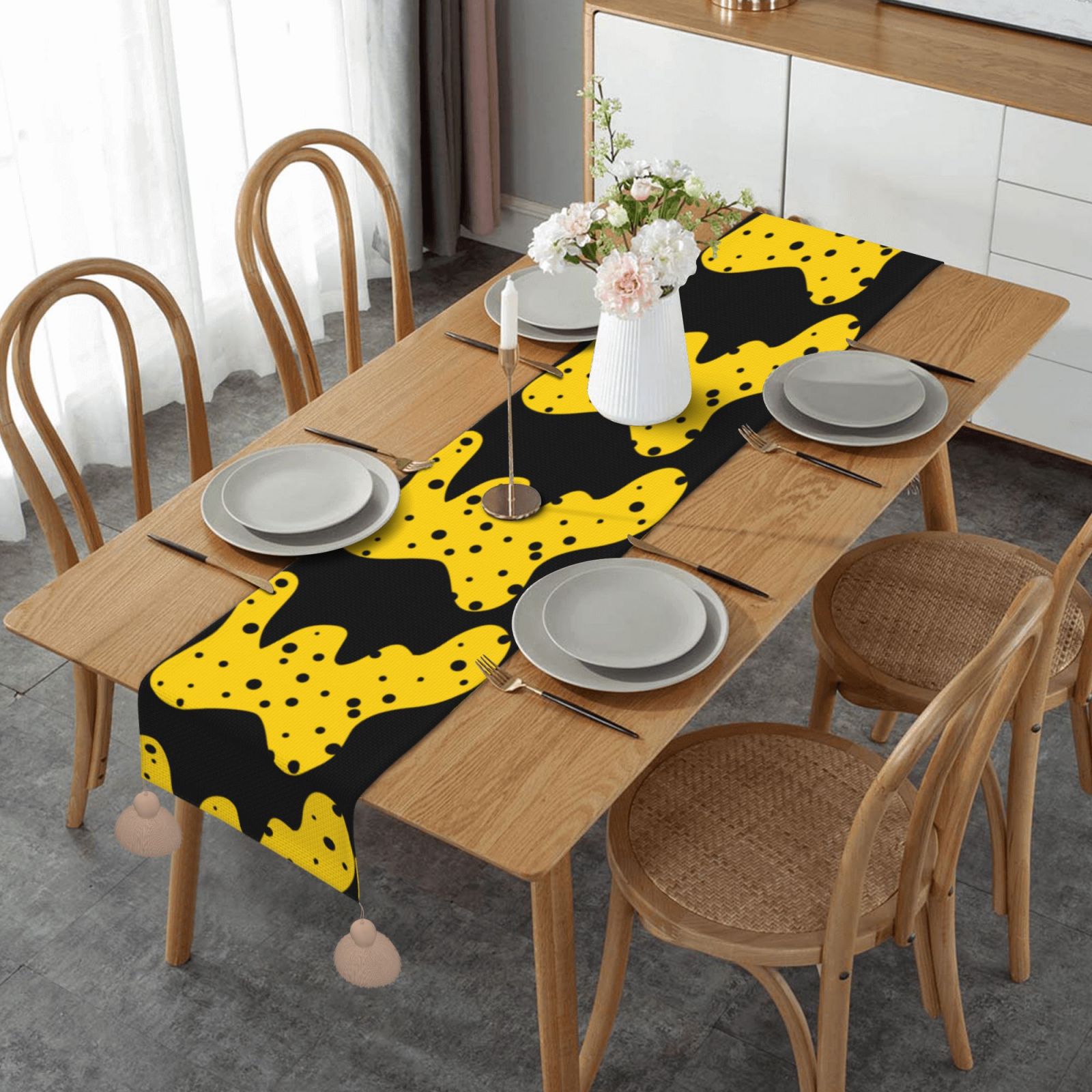 Table Runner