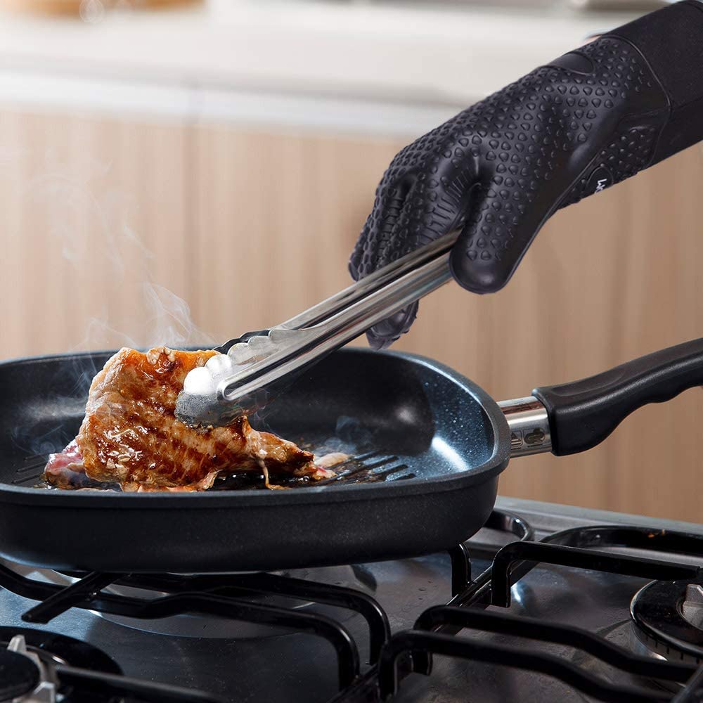 Heat Resistant Oven Mitts And Grilling Gloves