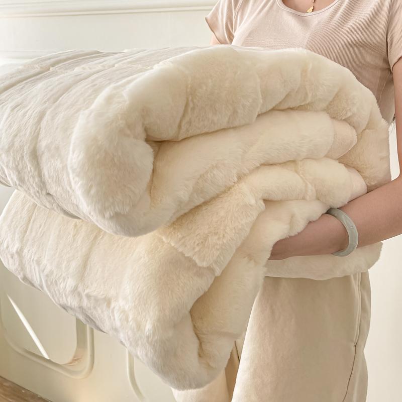 Winter Warm Bed Blanket Fluffy Soft Plush Blanket Solid Sofa Cover Luxury Blanket Bedroom Sofa Home Decorations