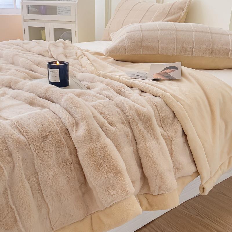 Winter Warm Bed Blanket Fluffy Soft Plush Blanket Solid Sofa Cover Luxury Blanket Bedroom Sofa Home Decorations