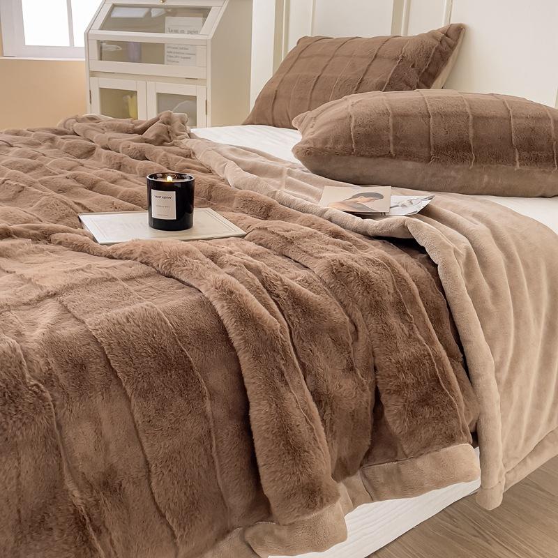 Winter Warm Bed Blanket Fluffy Soft Plush Blanket Solid Sofa Cover Luxury Blanket Bedroom Sofa Home Decorations