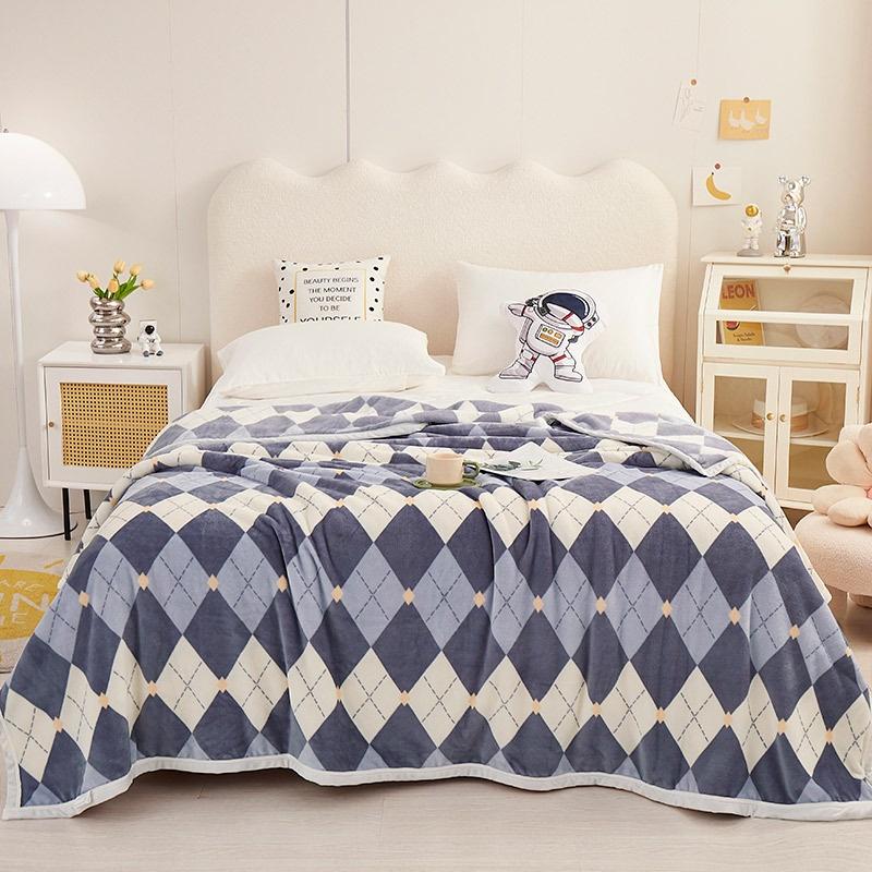 Thickened European cotton padded new solid color double-sided blanket High-grade skin care cover blanket