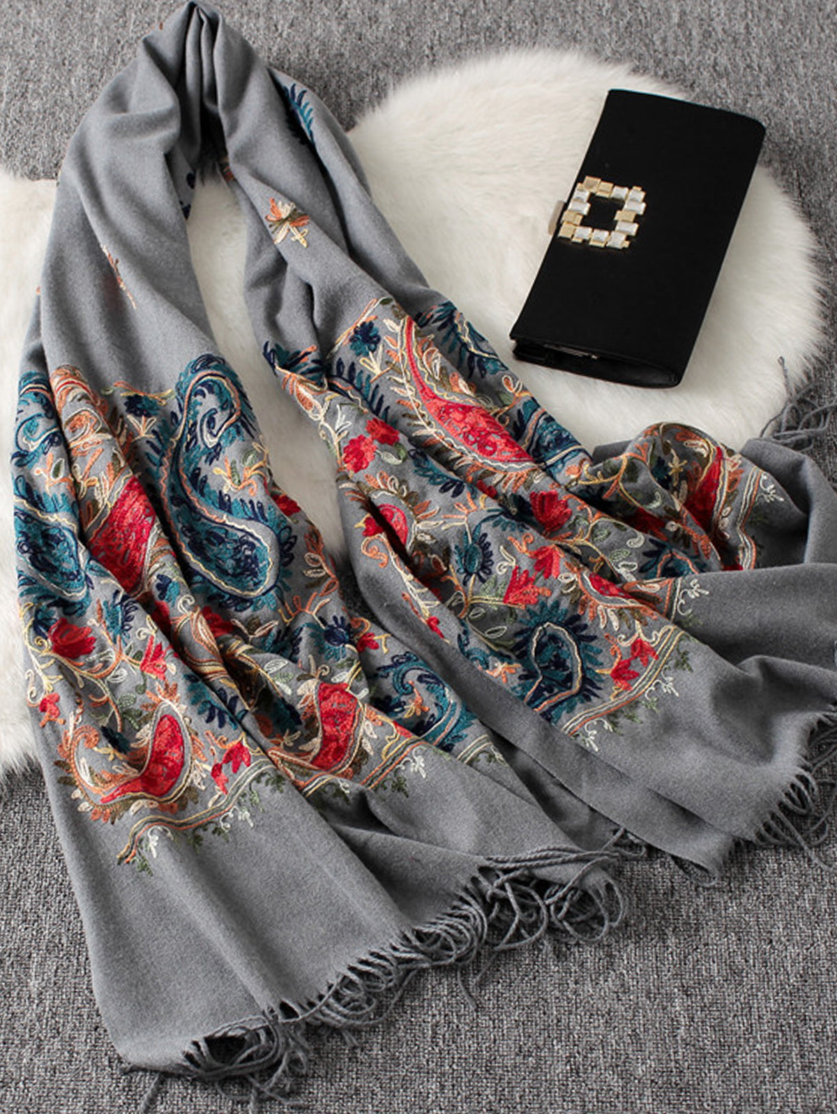 Embroidery Paisley Pattern Fringed Scarf