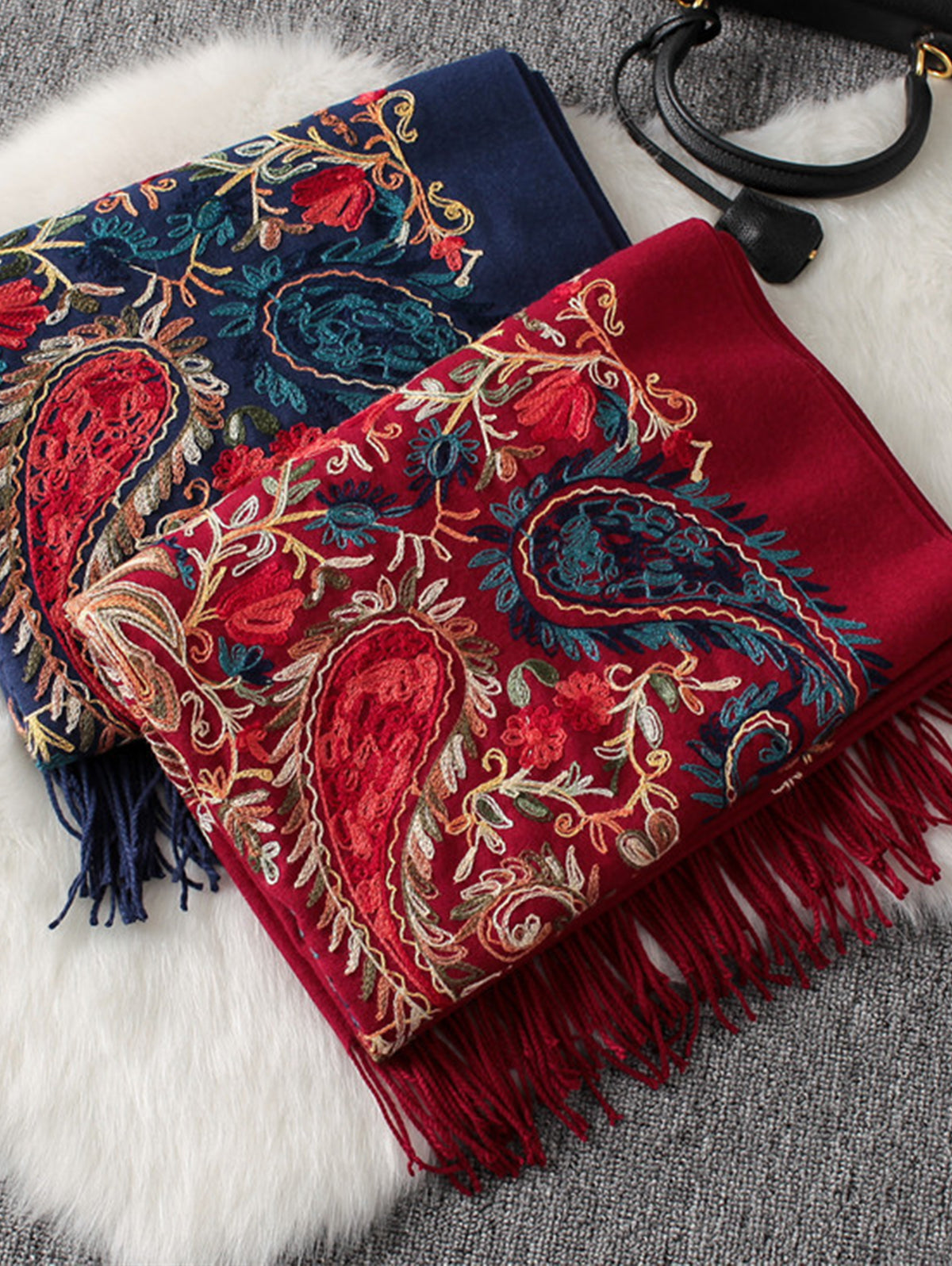 Embroidery Paisley Pattern Fringed Scarf