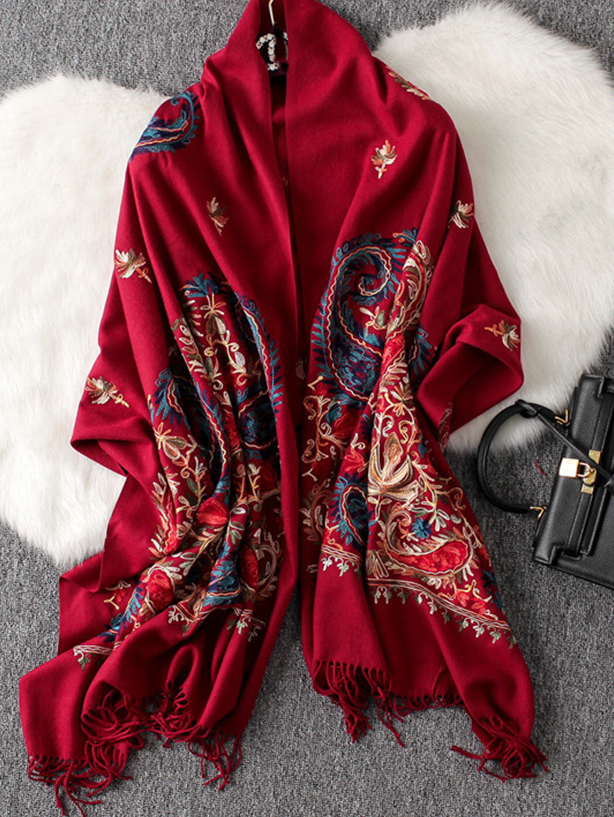 Embroidery Paisley Pattern Fringed Scarf