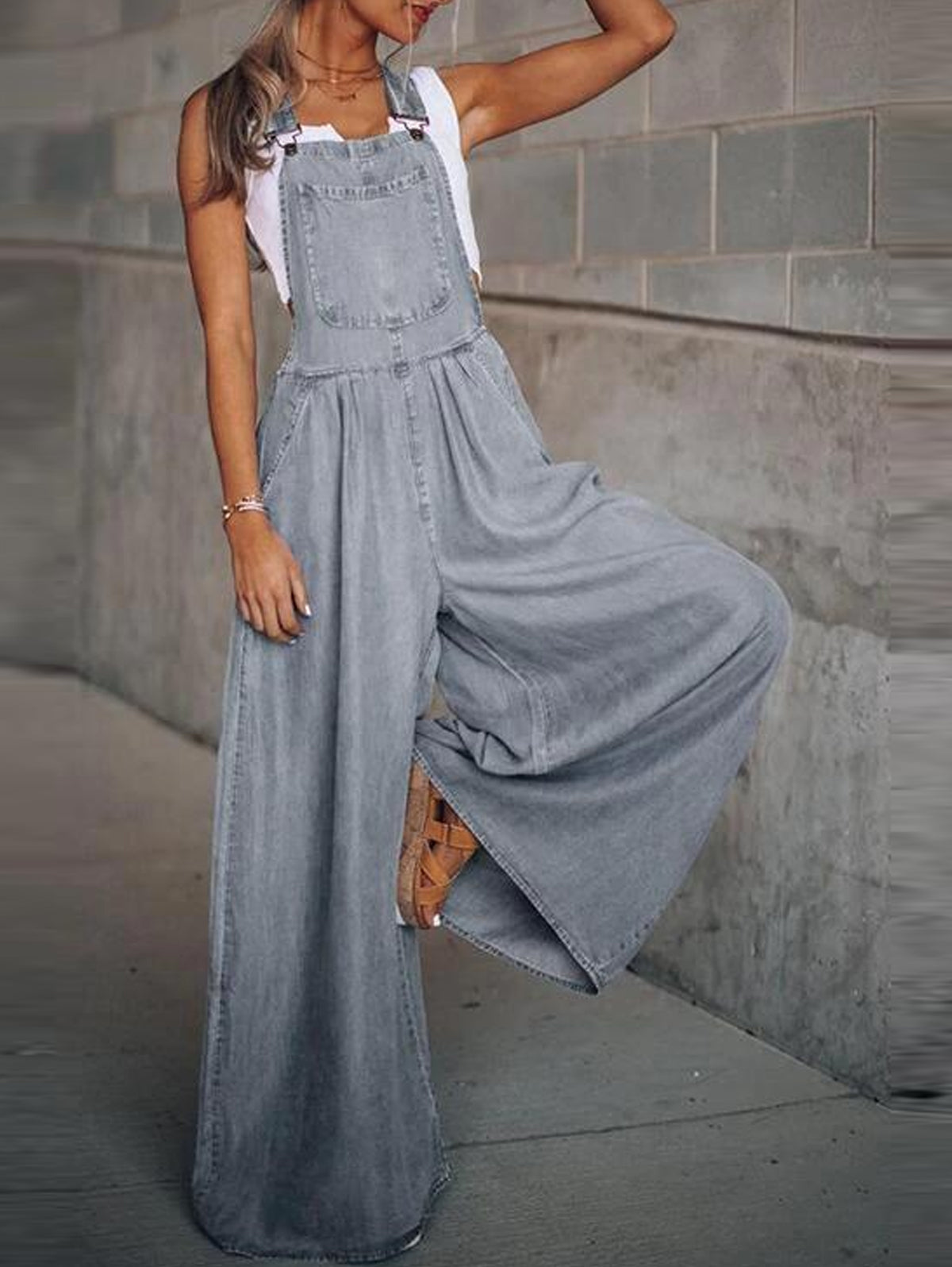 Women's Loose Side Pocket Sleeveless Denim Overalls