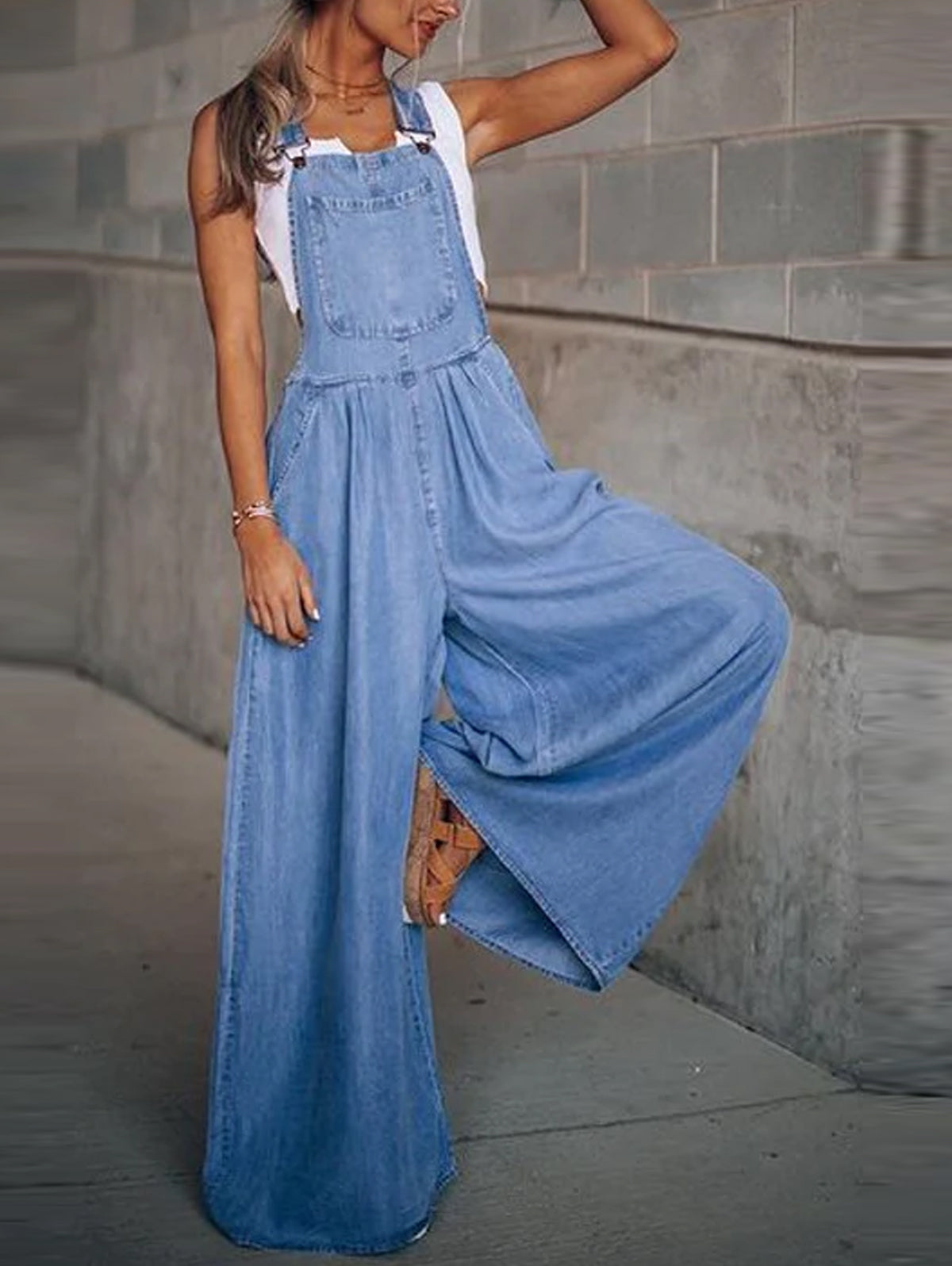 Women's Loose Side Pocket Sleeveless Denim Overalls