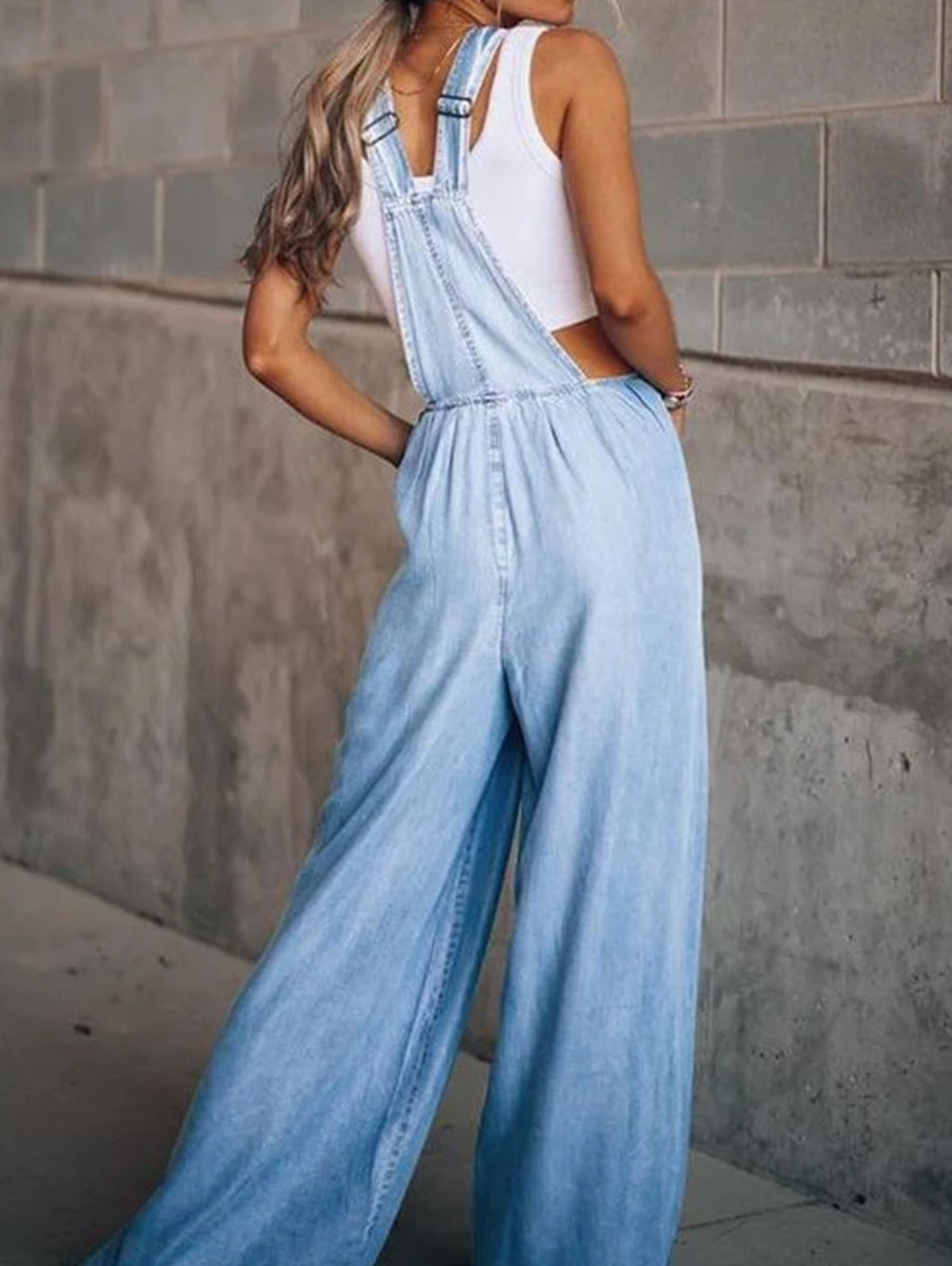 Women's Loose Side Pocket Sleeveless Denim Overalls