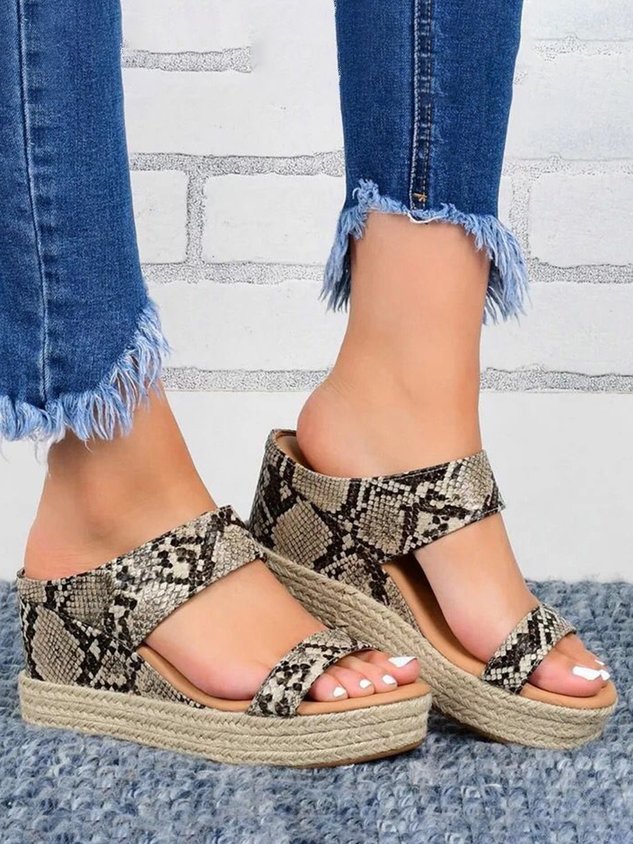 Beach vacation Straw Wedges Sandals