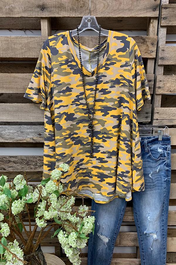 Curved Hem Camouflage Print T-shirt