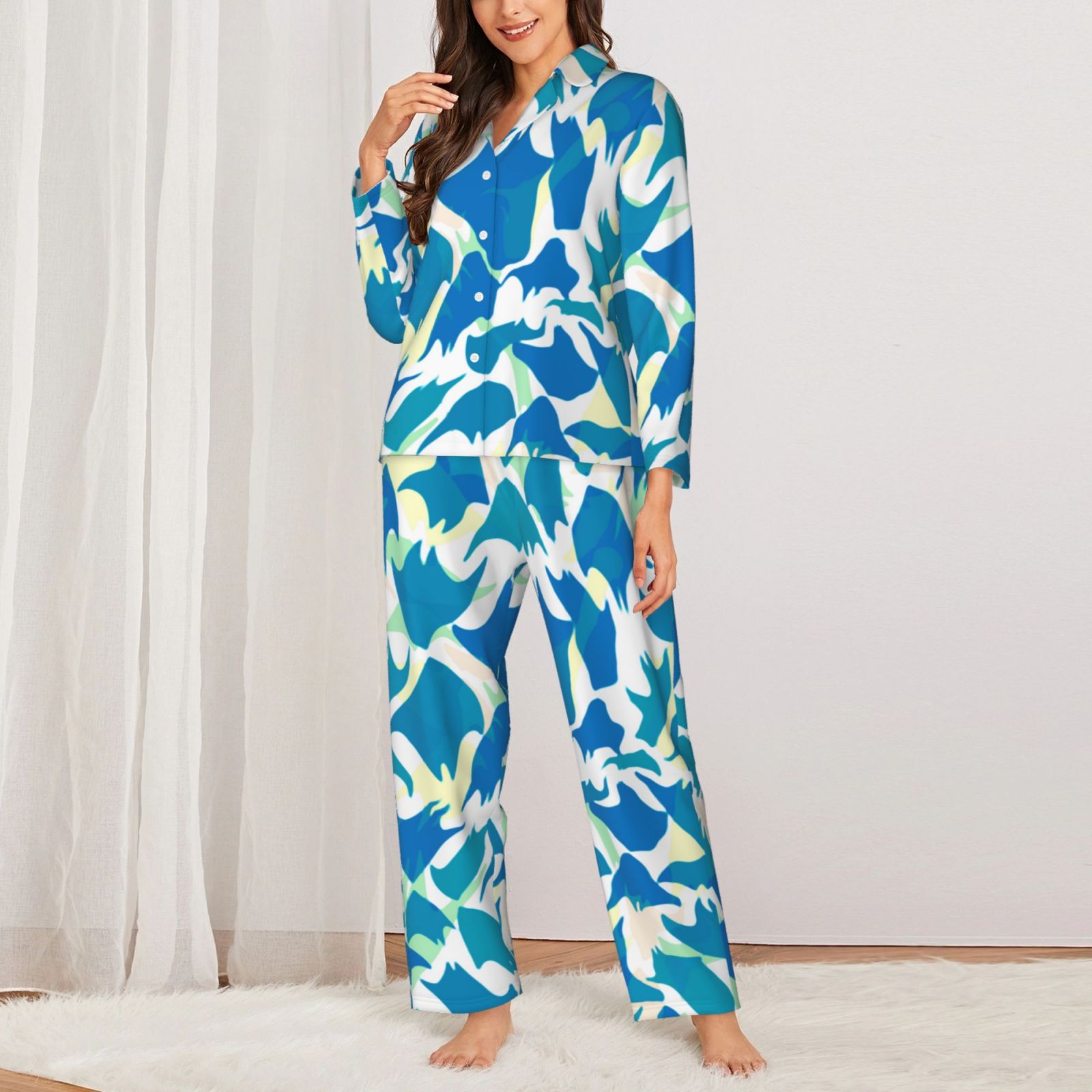 Women's Long-Sleeved Pajama Set